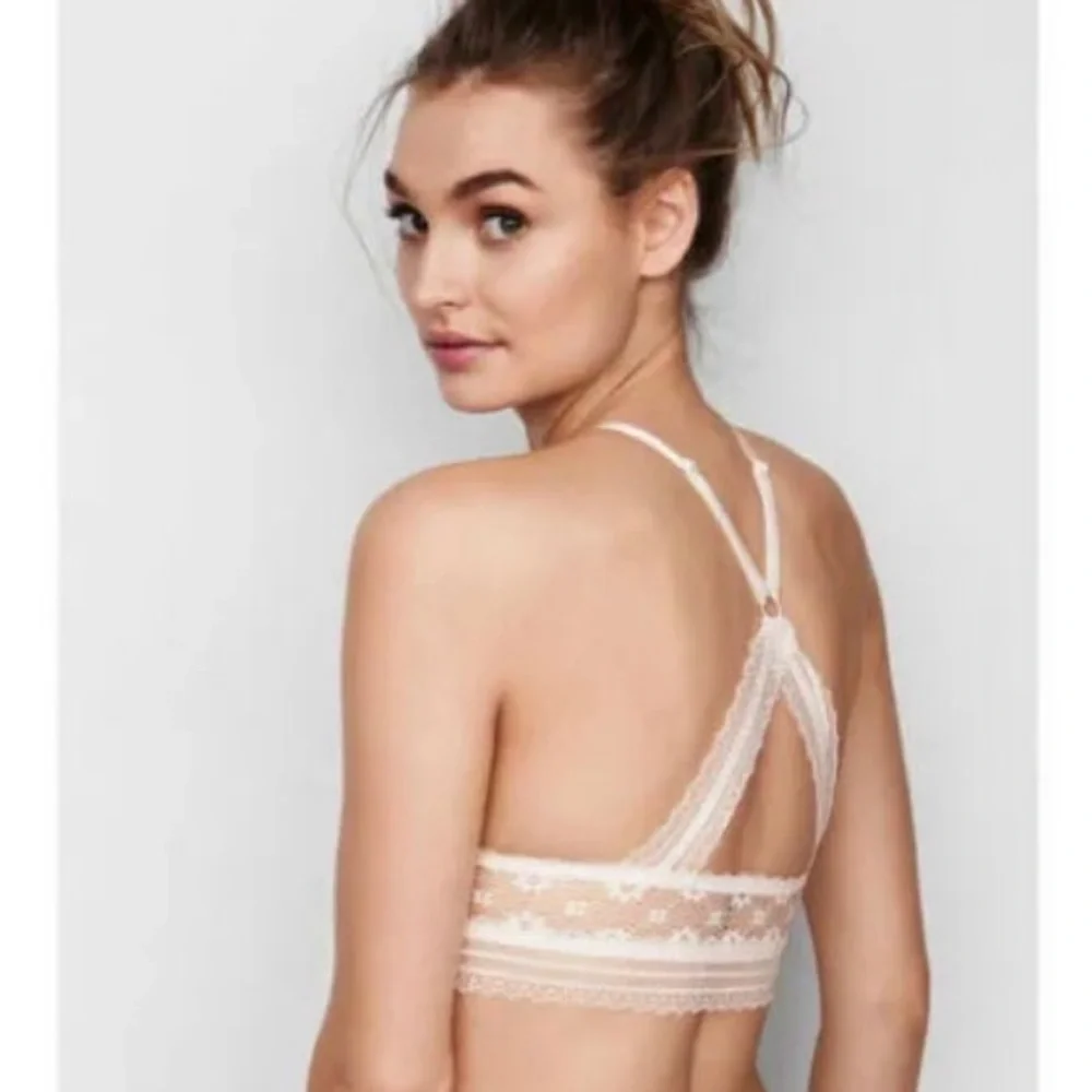 VICTORIA'S SECRET
High-Neck Crochet Lace Bralette - Picture 2 of 12